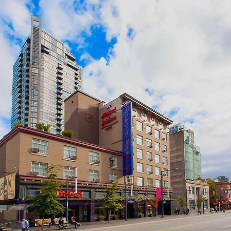 Hotel Howard Johnson By Wyndham Vancouver Downtown Exterior foto