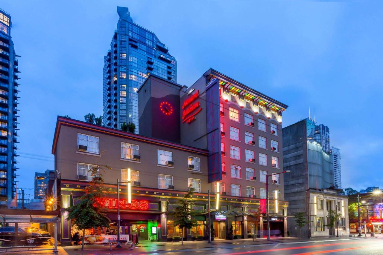 Hotel Howard Johnson By Wyndham Vancouver Downtown Exterior foto